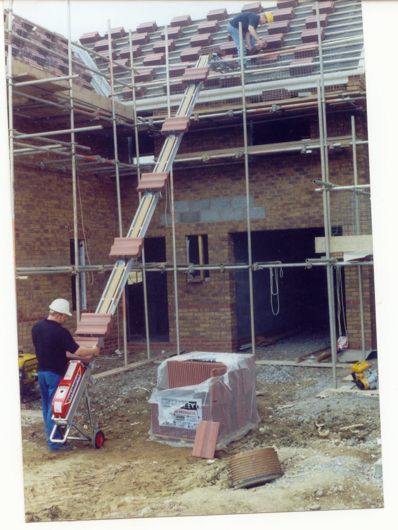 8 metre Bumpa Loading Machine (Petrol or 110v)-8370